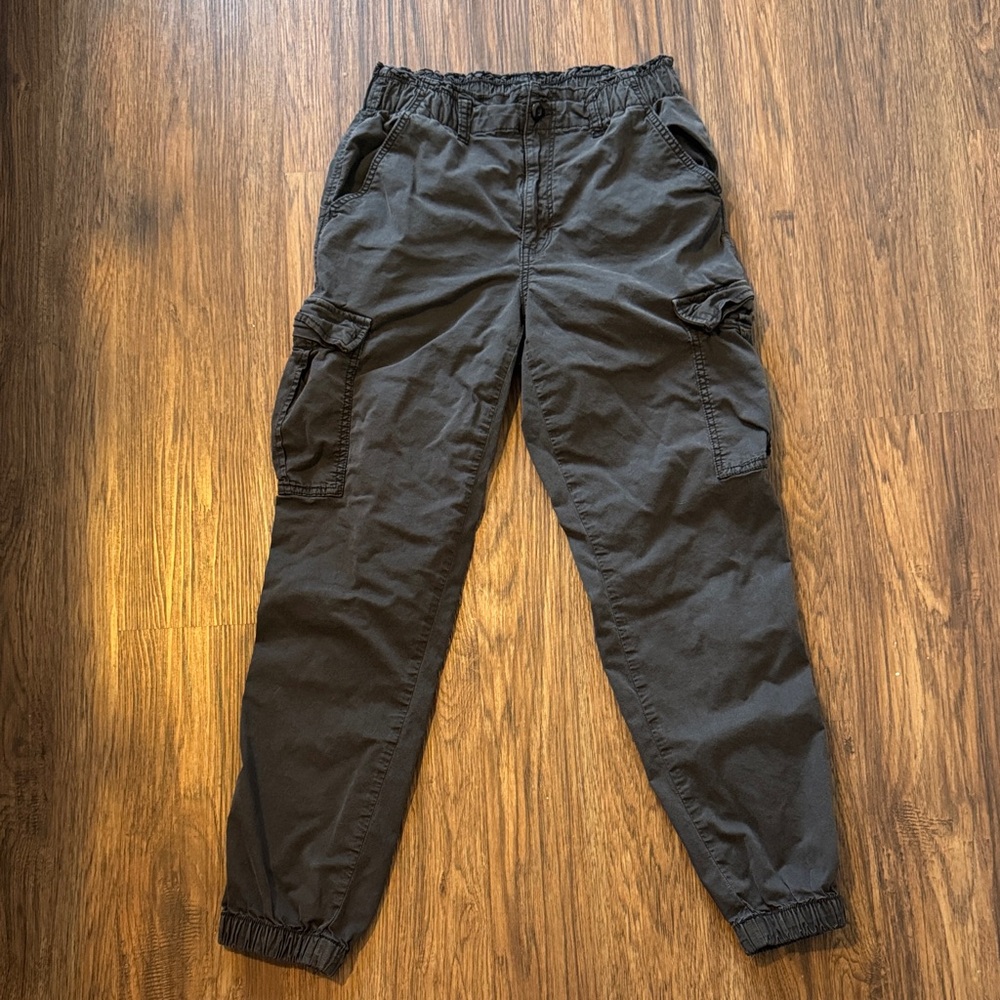 American Eagle Charcoal Cargo Jogger